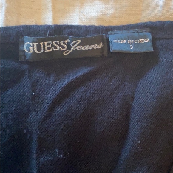 COPY - Guess Sweater - Picture 3 of 4